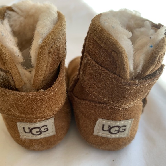 Uggs - Baby boots 3 months - 16 - Picture 3 of 5